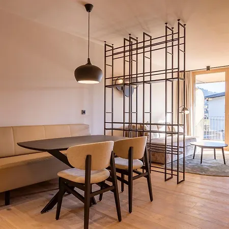 Kitzbuehel By Alps * אוברנדורף אין טירול