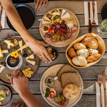 Kitzbuehel By Alps דירה