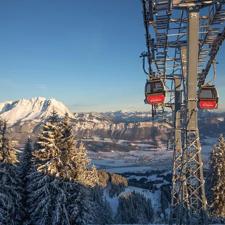 Kitzbuehel By Alps Apartment